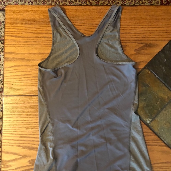 🌟3/$20 Nike Racerback Tank-top - Picture 2 of 3
